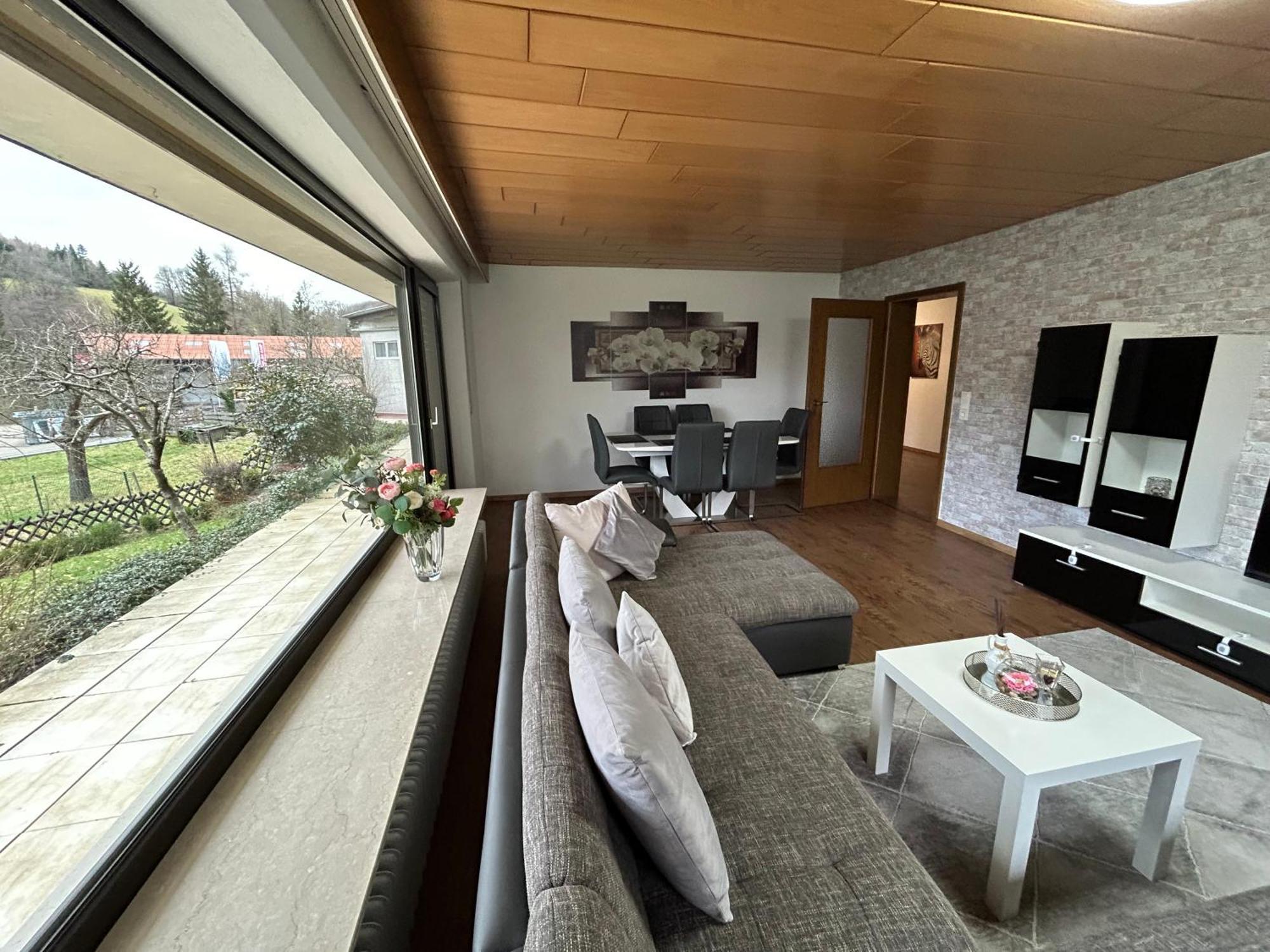 Ferien- Und Monteurwohnung Zum Waldblick Exterior foto